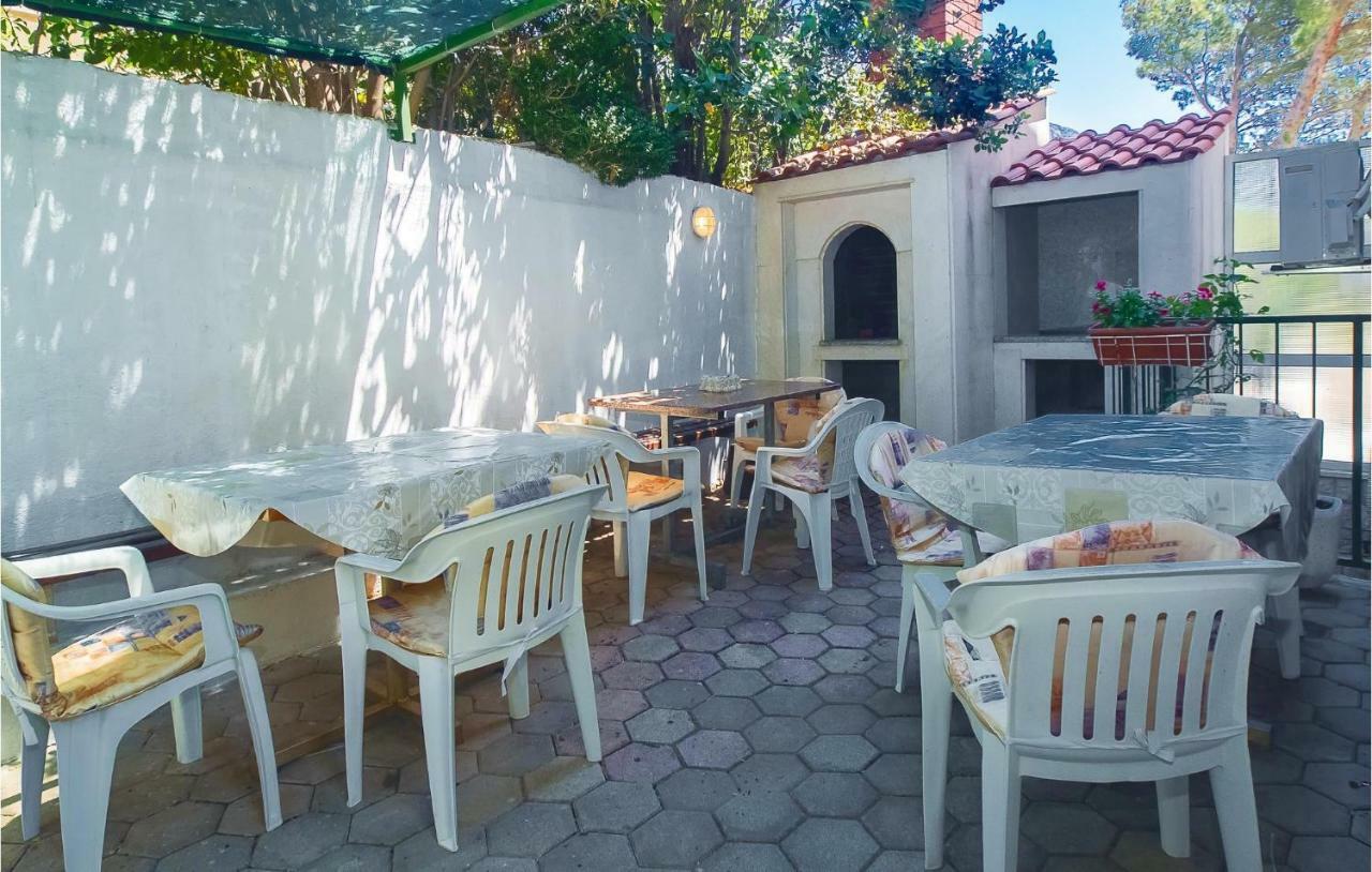 Cozy Apartment In Lokva Rogoznica With Wifi Exterior foto